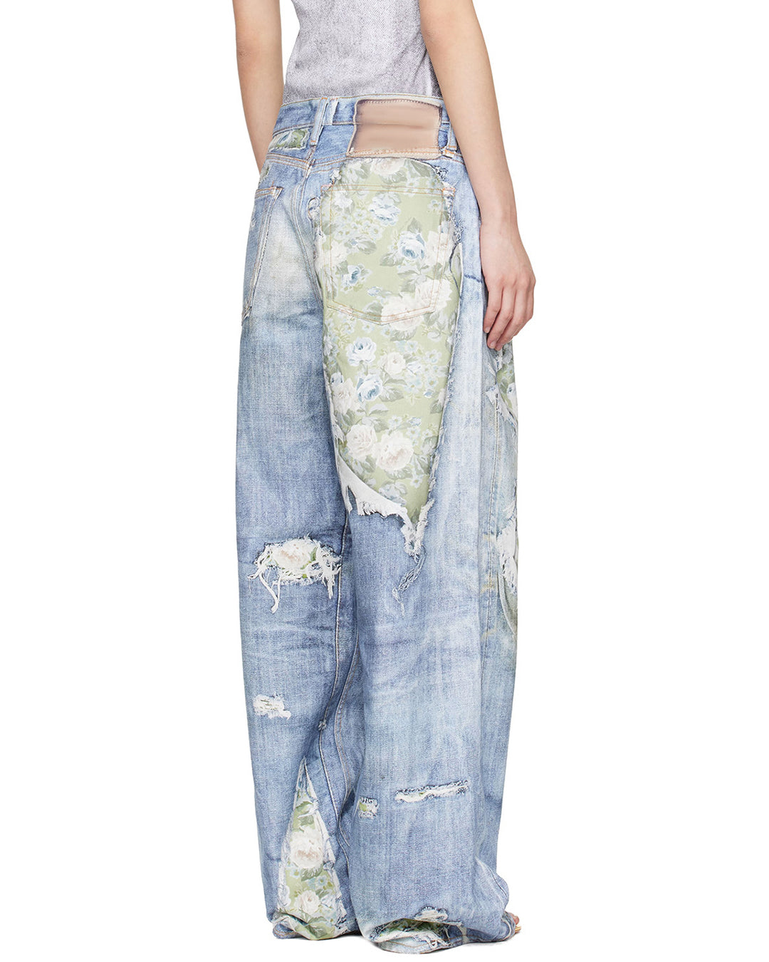 MID-SUMMER ROSE 3D WHISKER-WASHED DISTRESSED JEANS - BLUE