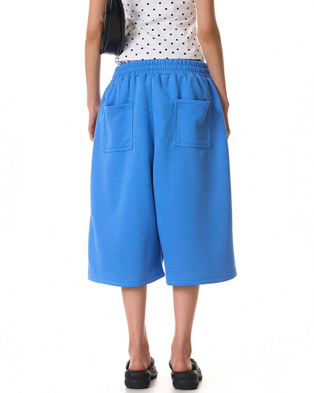 DISTRESSED LETTER PRINT CROPPED SWEATPANTS - BLUE