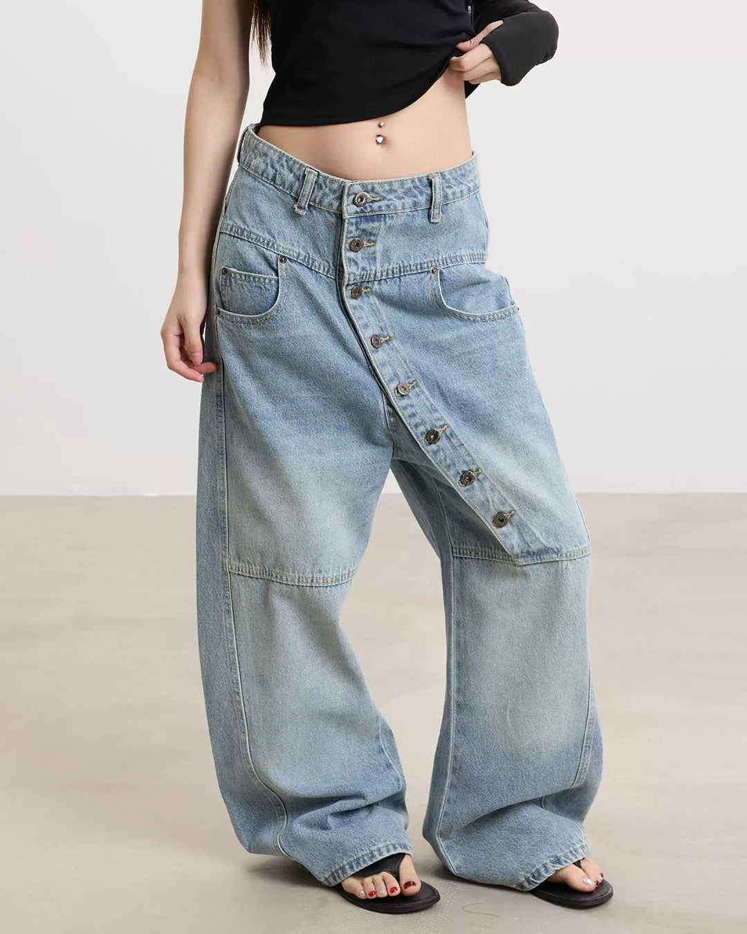 HEAVY WASH DECONSTRUCTED ASYMMETRIC BUTTON JEANS - BLUE
