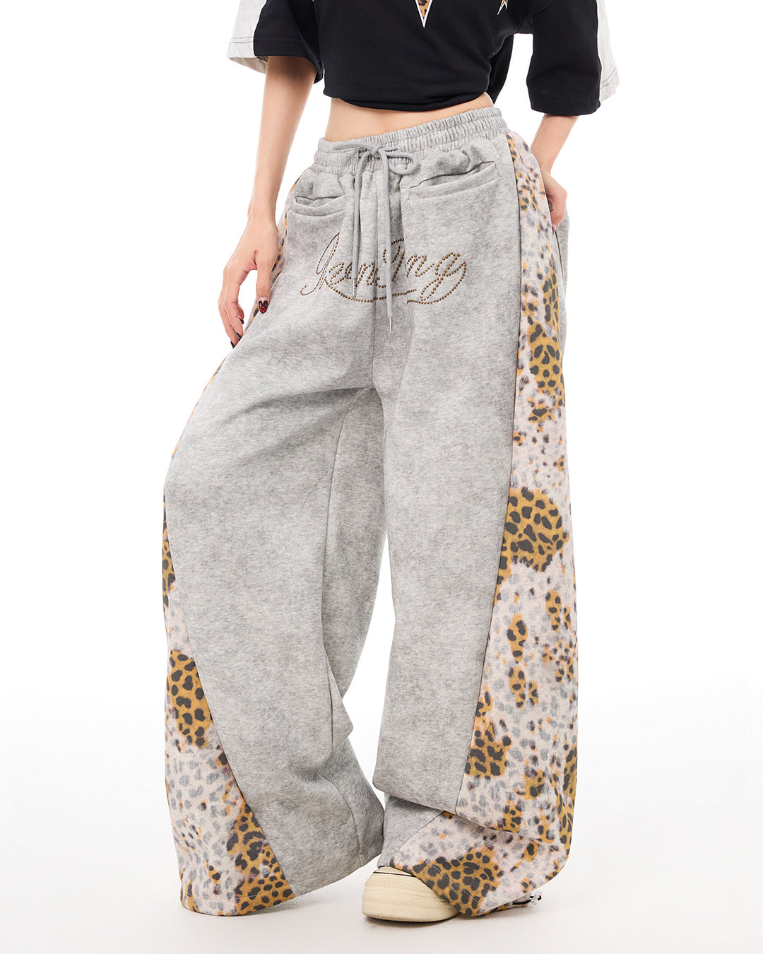 VINTAGE DIRTY-WASH LEOPARD PANEL BEADED JOGGERS - GREY
