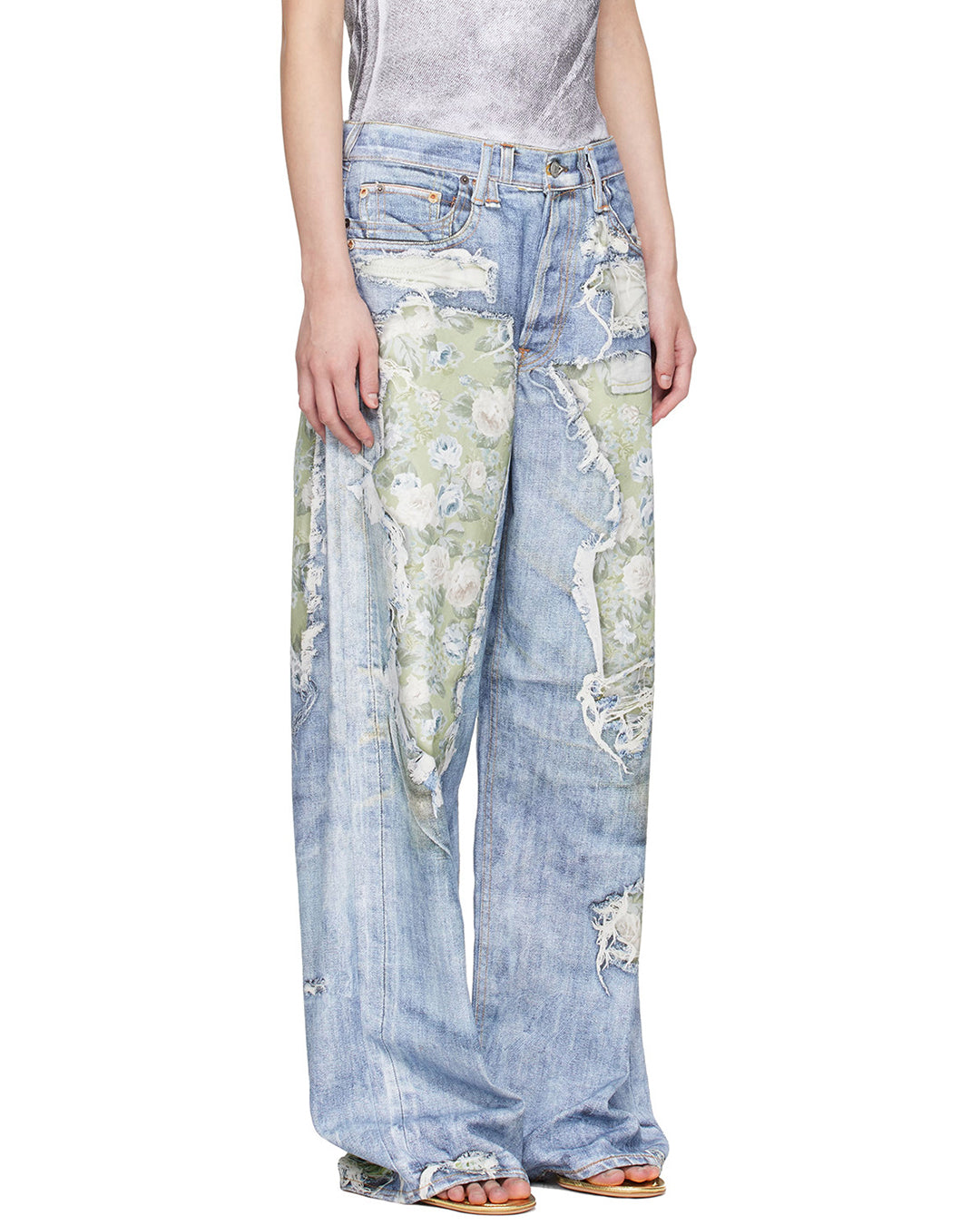 MID-SUMMER ROSE 3D WHISKER-WASHED DISTRESSED JEANS - BLUE