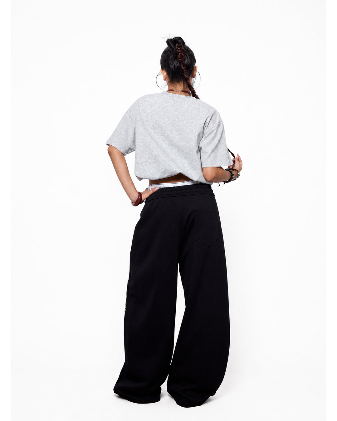 HIP-HOP PRINT PATCHWORK CURVED SWEATPANTS - BLACK