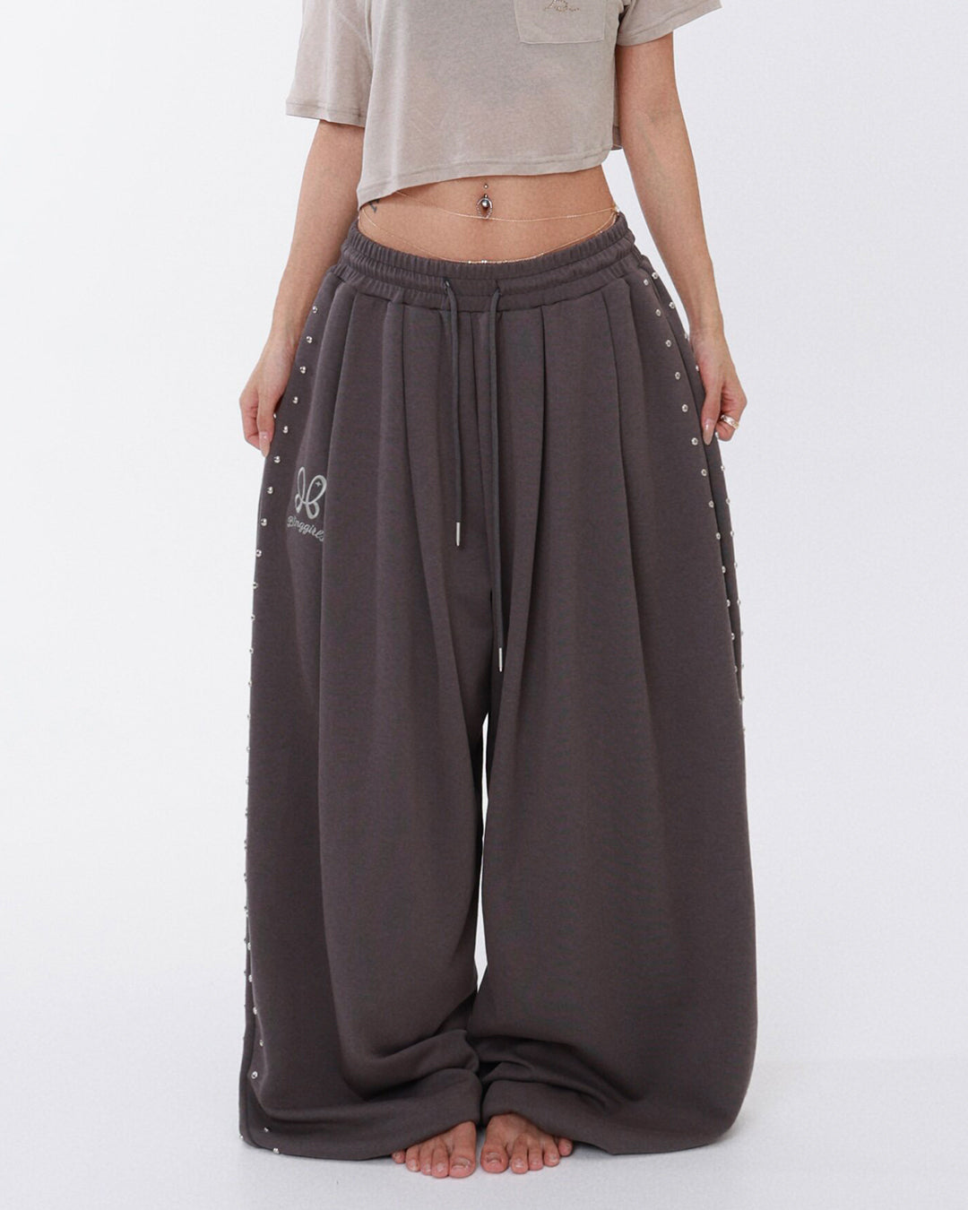 STUDDED LOGO EMBROIDERED SWEATPANTS - DARK GREY
