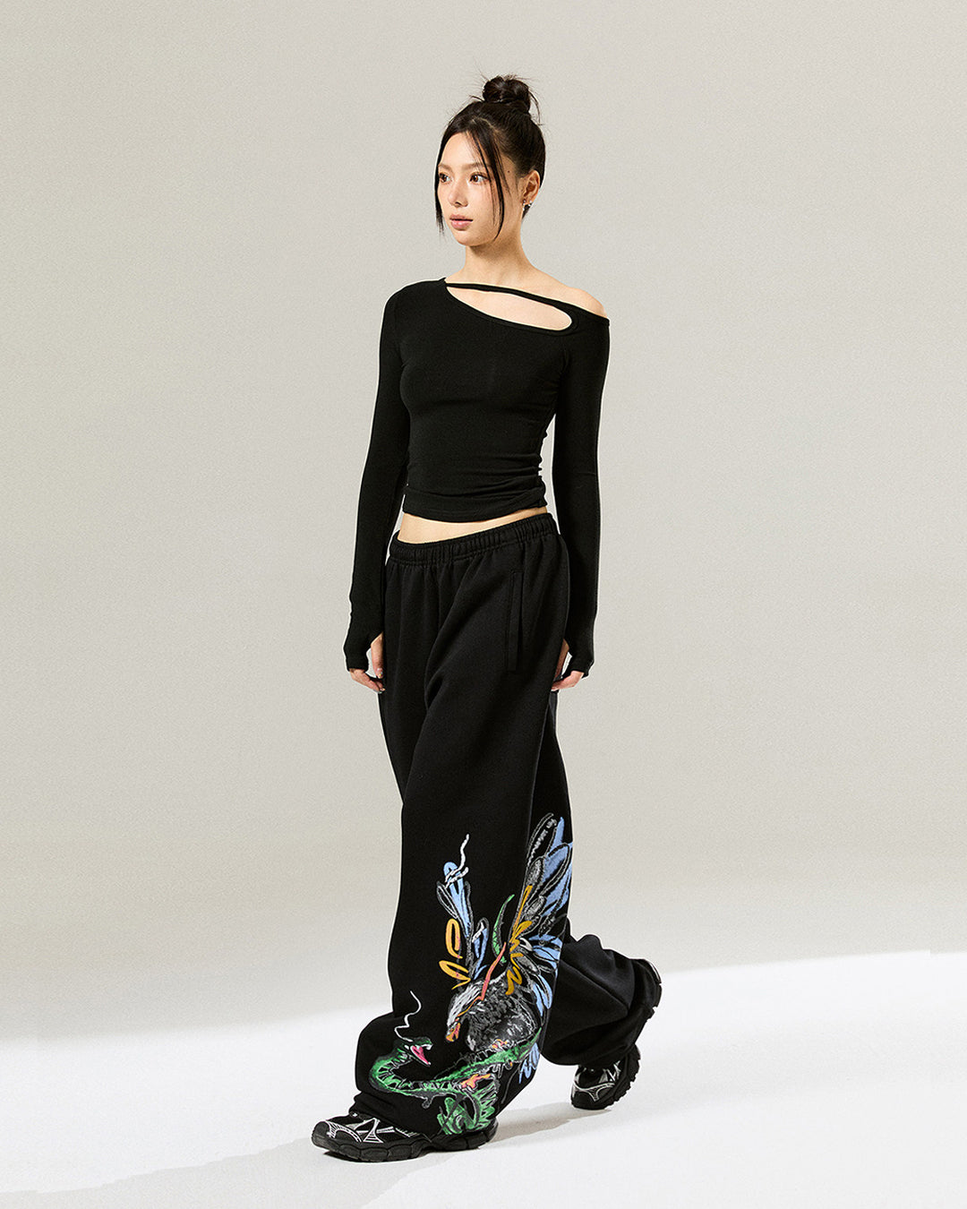 EAGLE GRAPHIC SWEATPANTS - BLACK