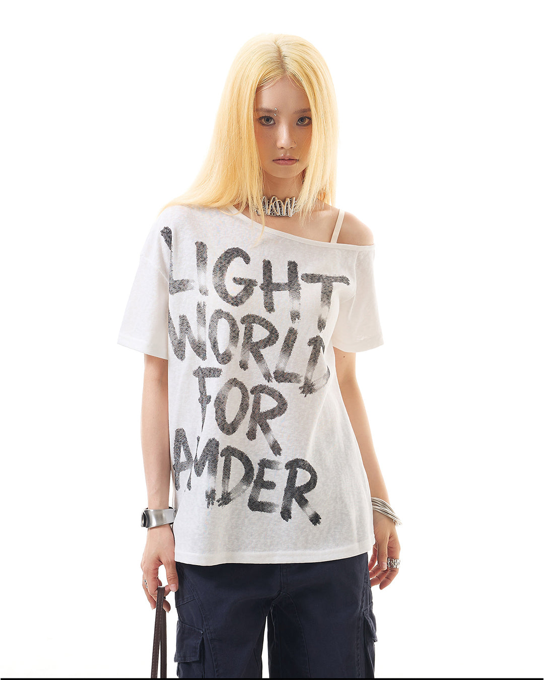 LETTER GRAPHIC OFF-SHOULDER LOOSE FIT T-SHIRTS - WHITE
