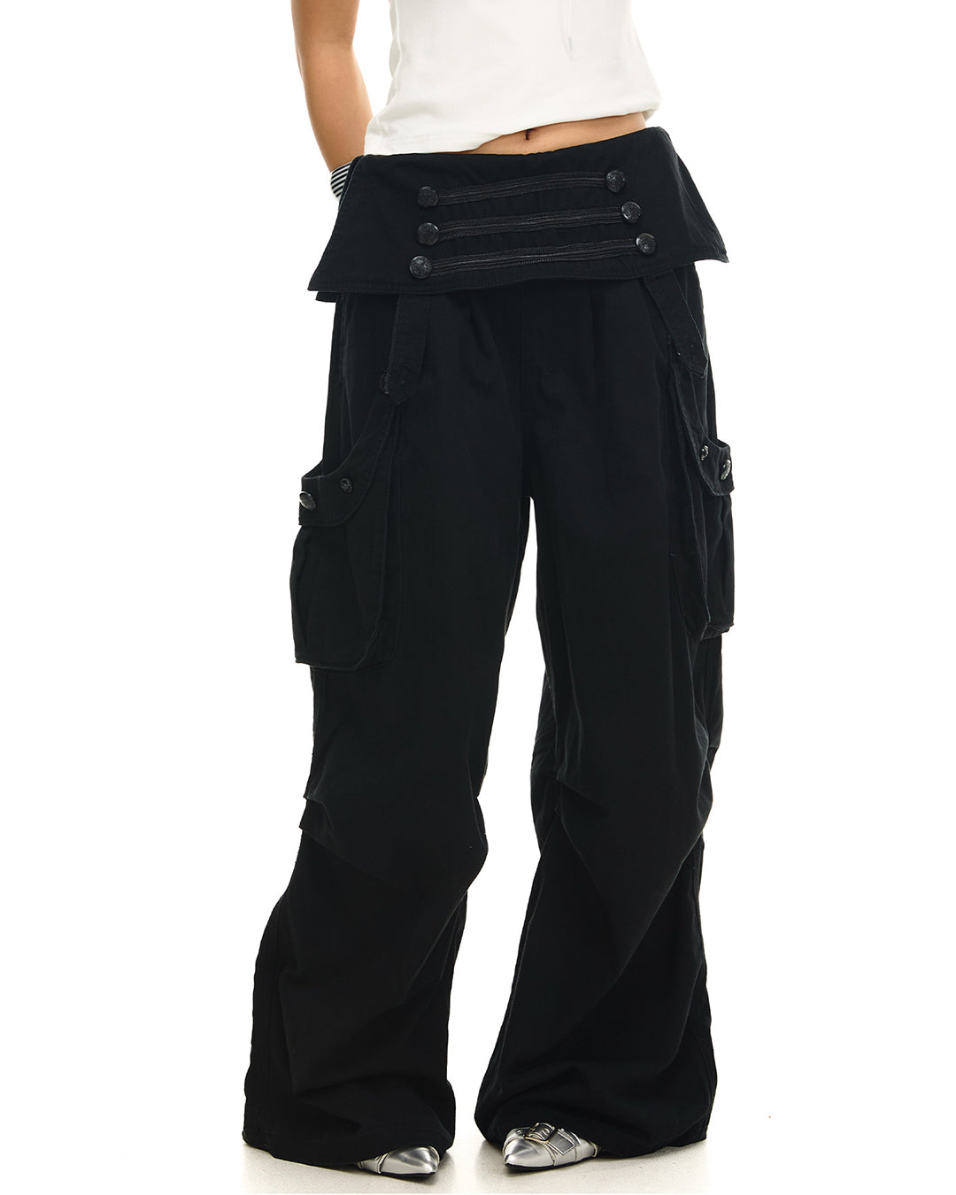 VINTAGE PALACE STYLE CARGO PANTS - BLACK