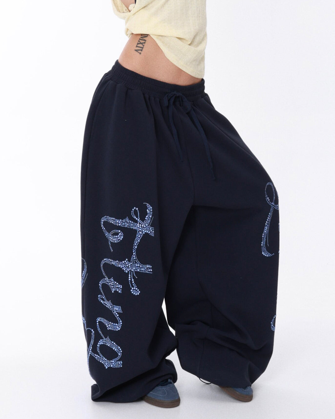RHINESTONE LETTER TRAINING SWEATPANTS - NAVY BLUE