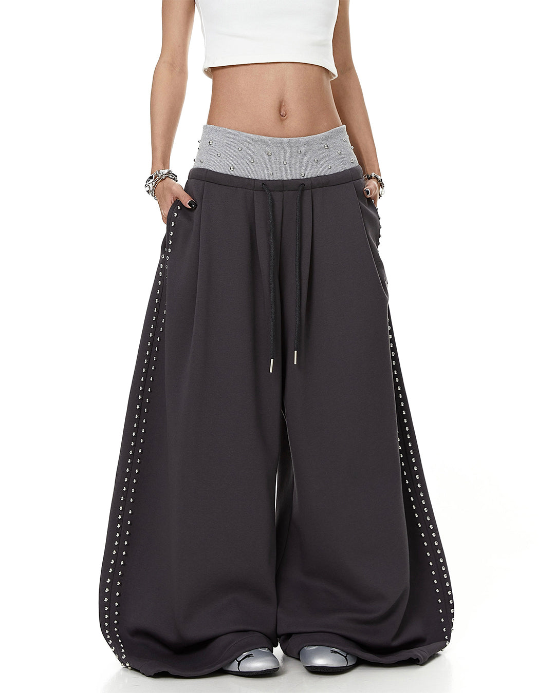 DOUBLE WAISTBAND BEADED EMBROIDERED SWEATPANTS - DARK GRAY