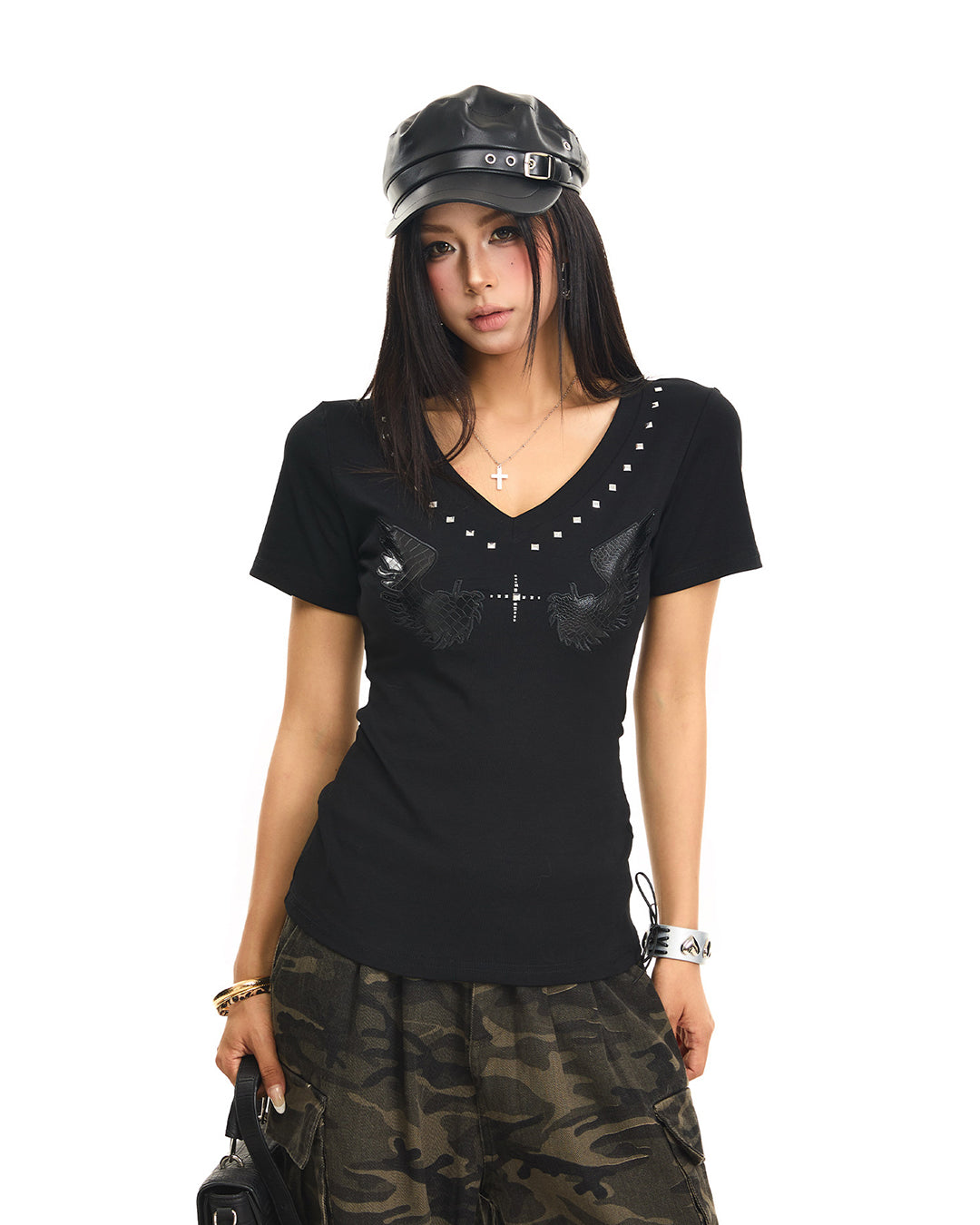 V-NECK RIVETED WING PATCH T-SHIRTS - BLACK