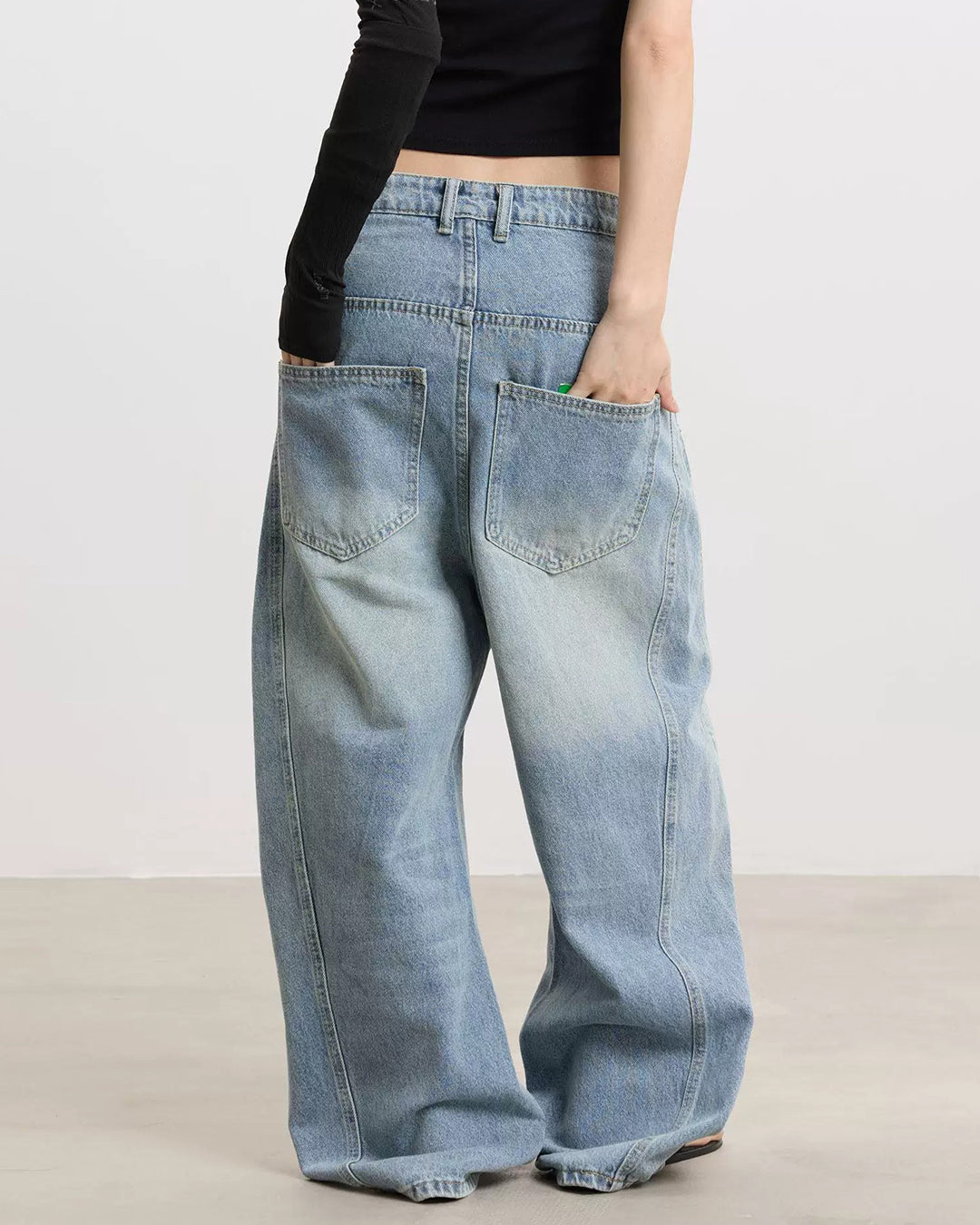 HEAVY WASH DECONSTRUCTED ASYMMETRIC BUTTON JEANS - BLUE