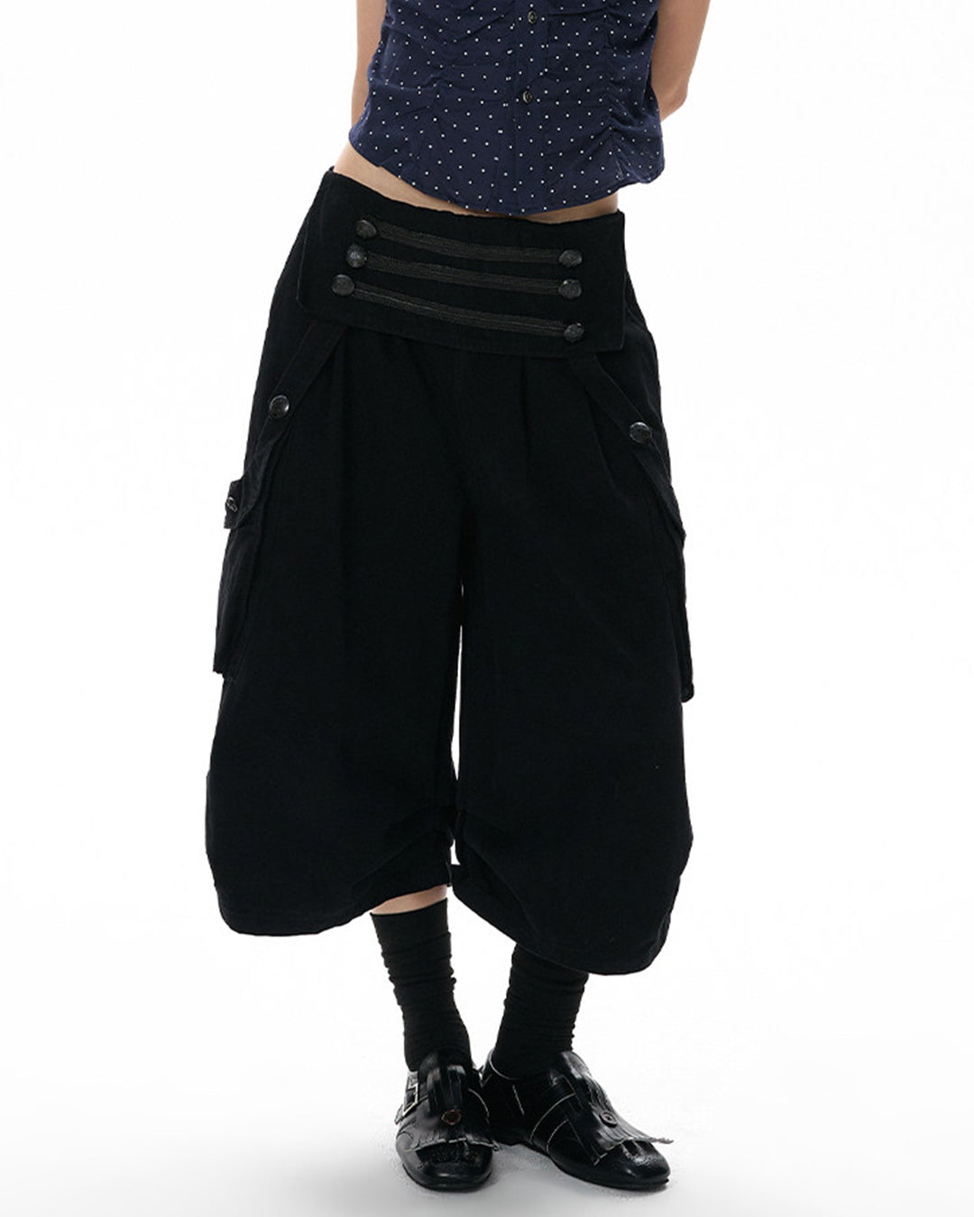 VINTAGE PALACE STYLE UTILITY CROPPED PANTS - BLACK