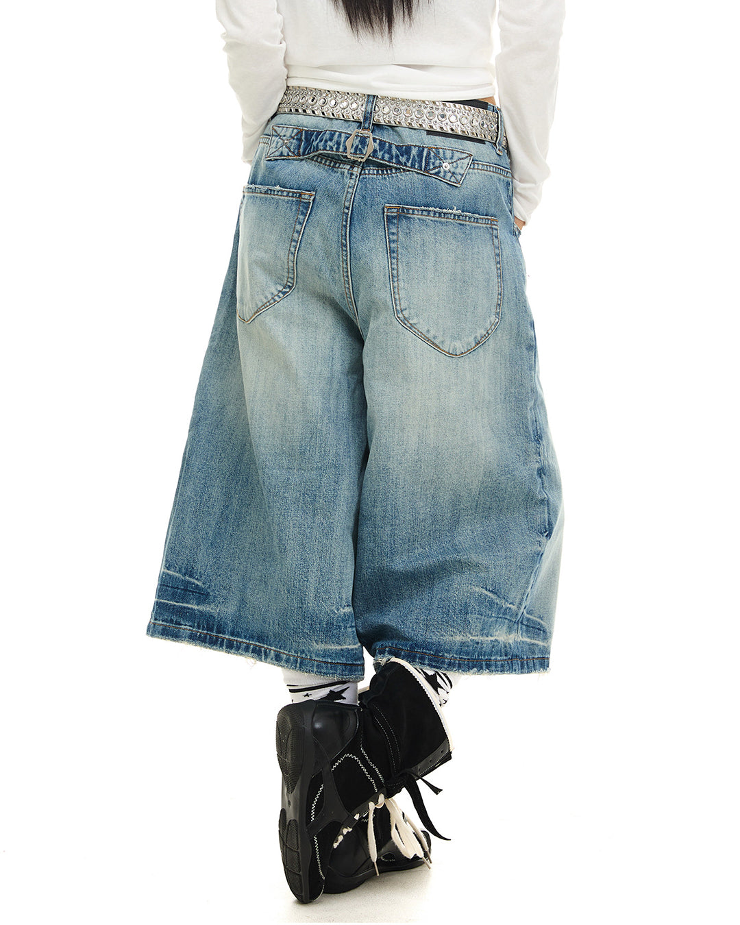VINTAGE FADED WHISKER JORTS - BLUE