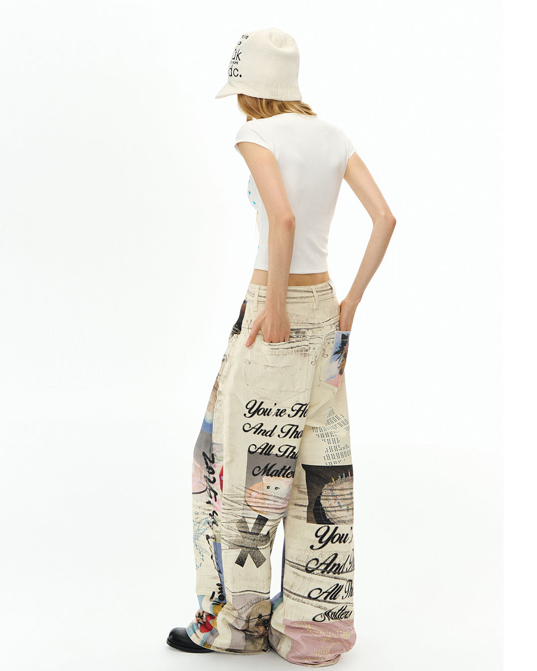 PLUSH PUPPY PRINT DENIM JEANS - OFF WHITE