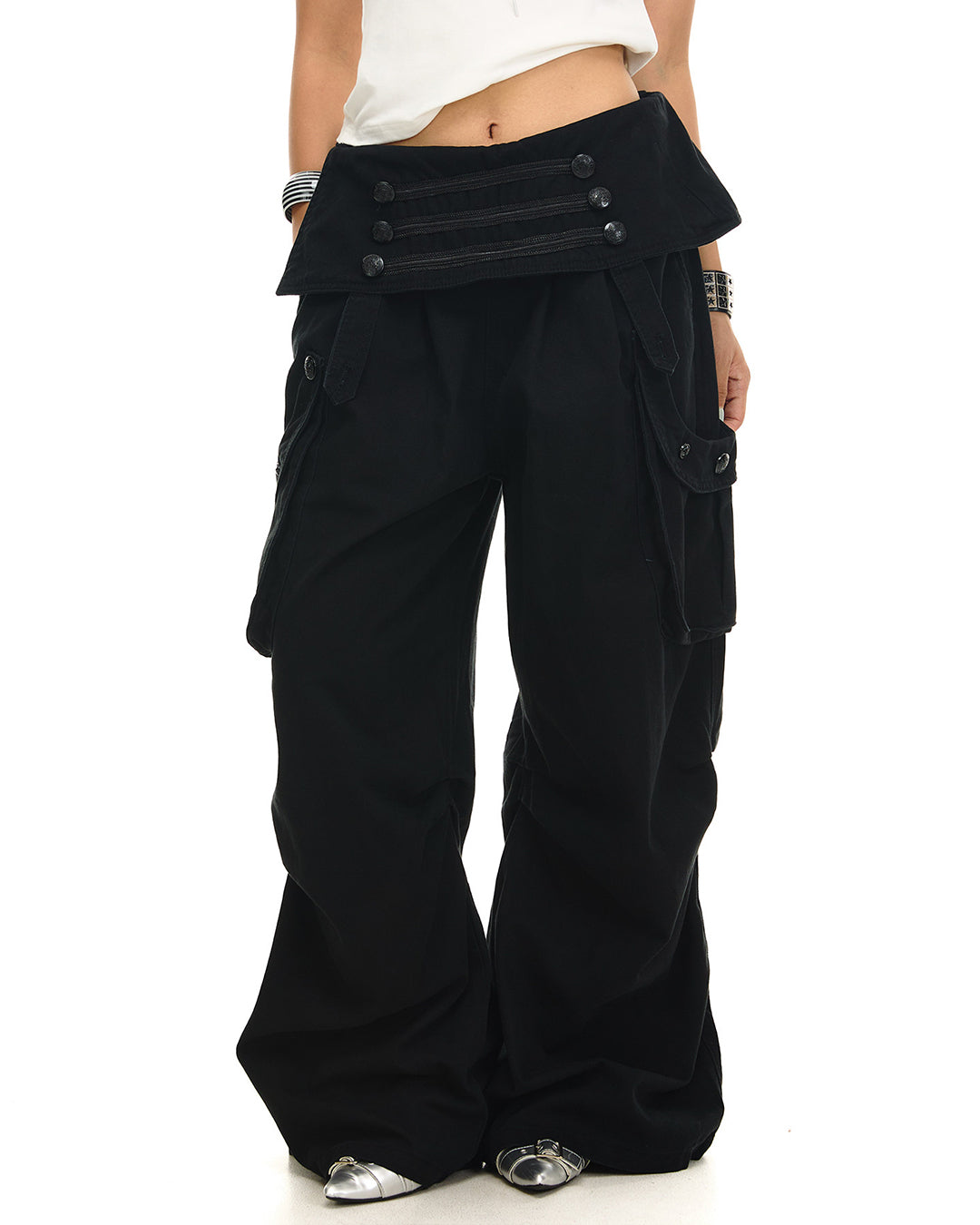 VINTAGE PALACE STYLE CARGO PANTS - BLACK