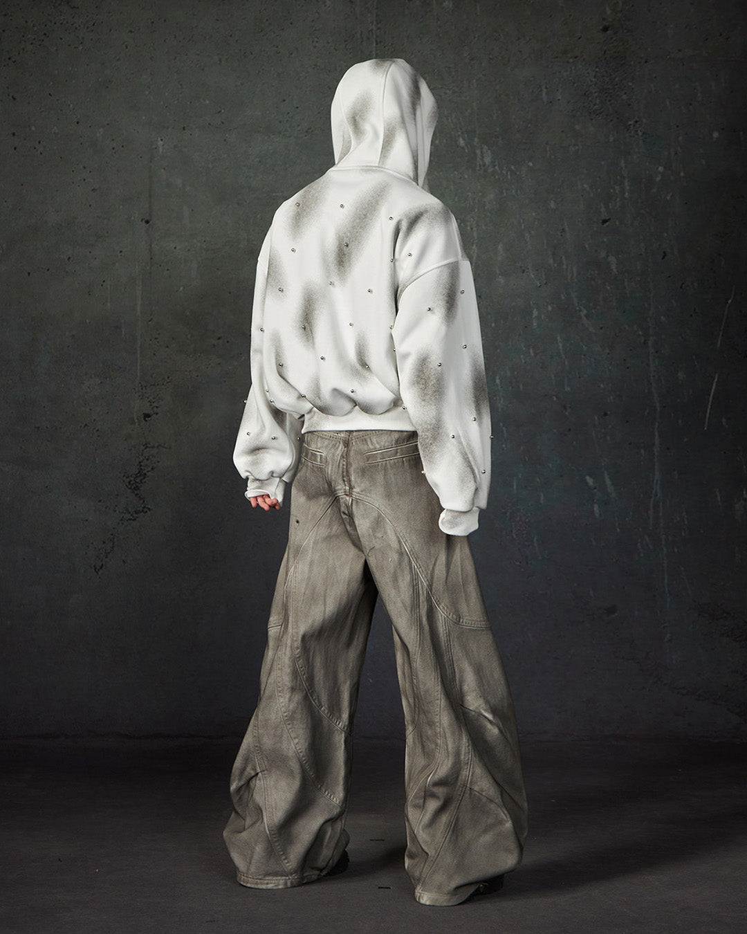 PEARL EMBELLISHED DIRTY WASH HOODIES - WHITE