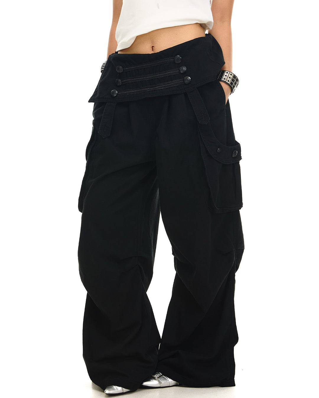 VINTAGE PALACE STYLE CARGO PANTS - BLACK