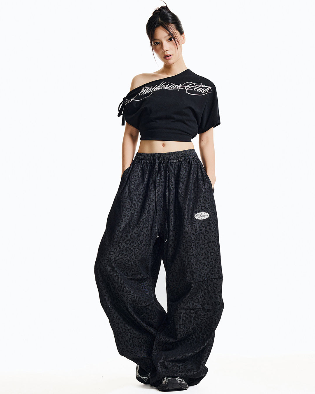 LEOPARD PRINT WIDE LEG DANCE DENIM PANTS - BLACK