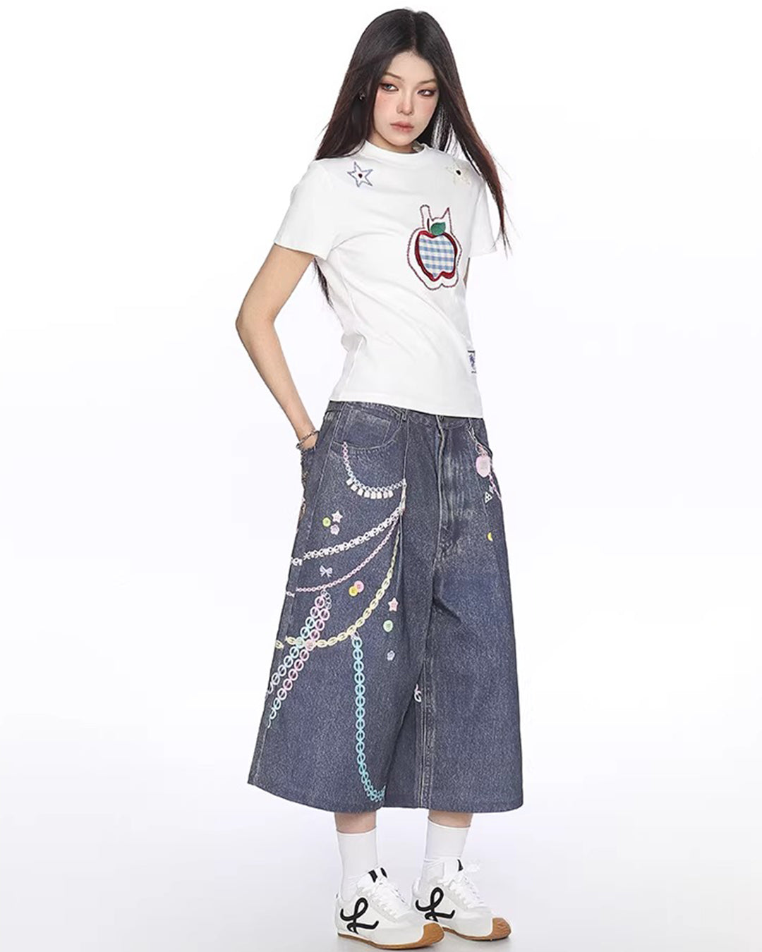 APPLE EMBROIDERED STRUCTURED SHOULDER T-SHIRTS - WHITE