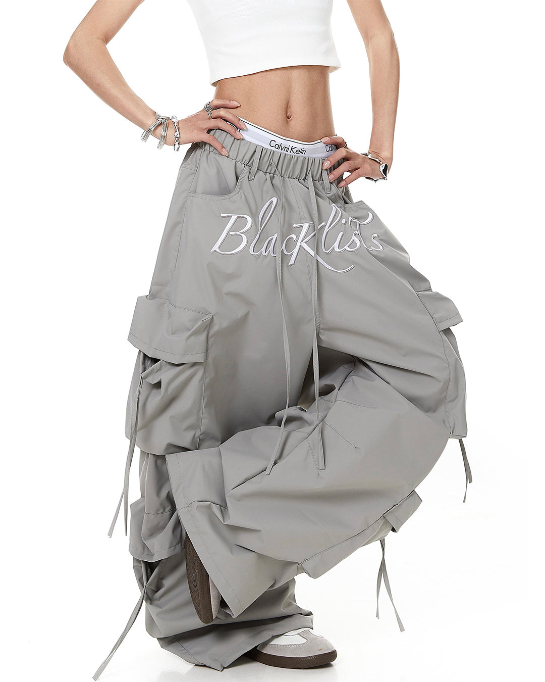 LETTER EMBROIDERED MULTI-POCKET PARACHUTE PANTS - GREY
