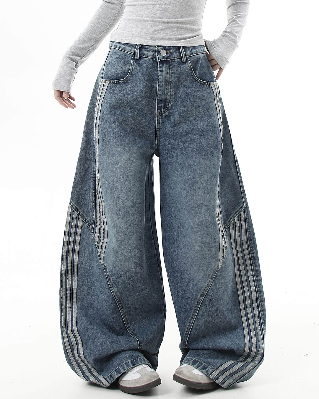 STRIPED PATCHWORK CURVED LEG JEANS - BLUE