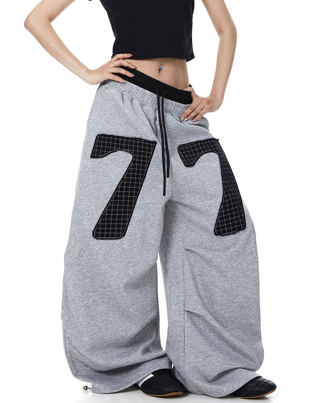 DOUBLE WAIST NUMBER PATCH SWEATS - GREY