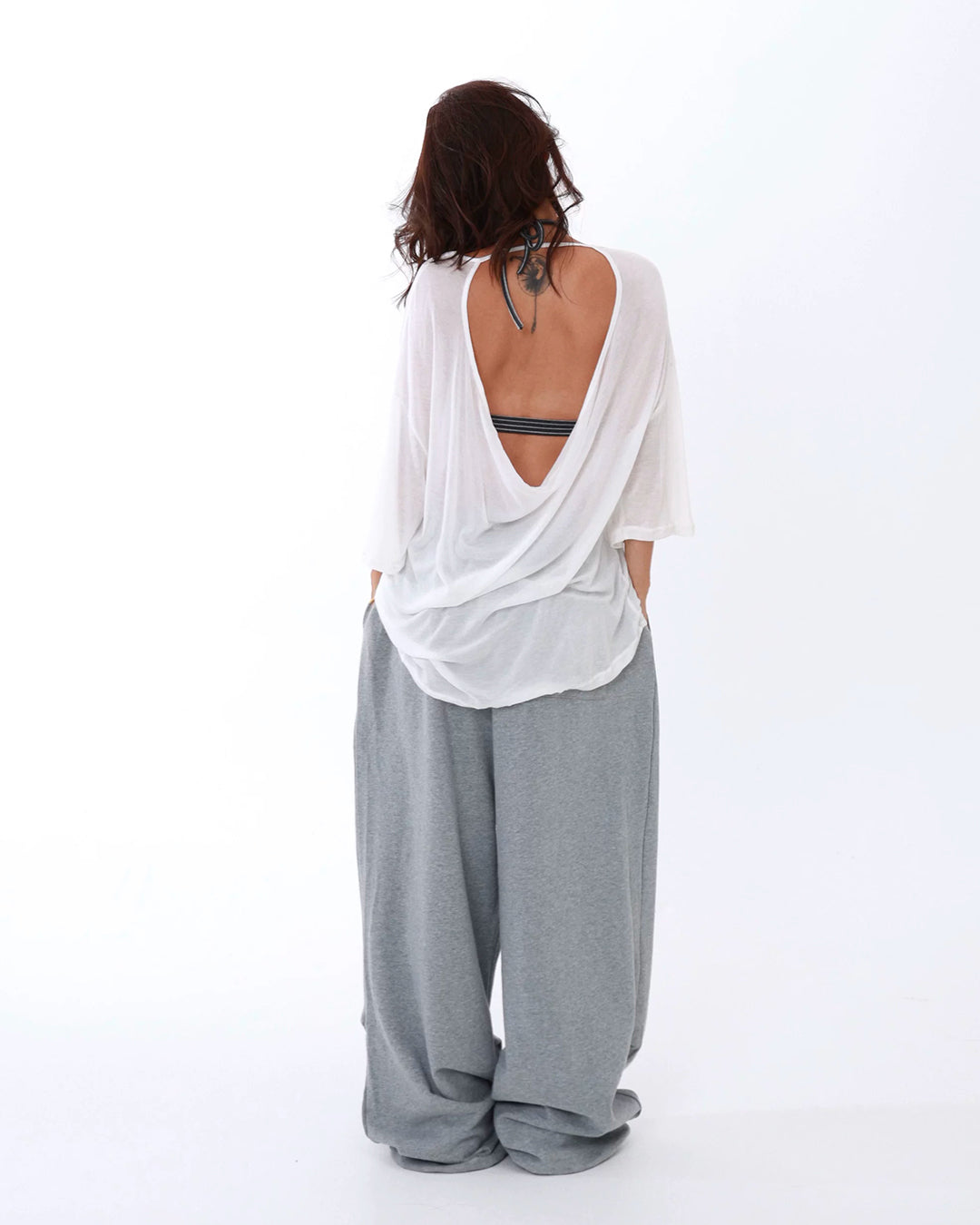 BACK POCKET HEART DETAIL SWEATPANTS - GRAY