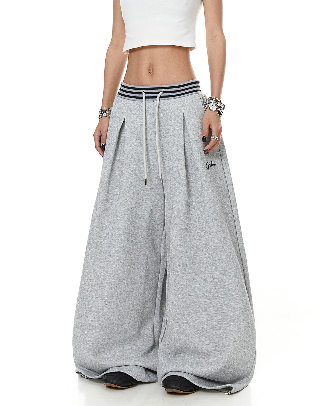STRIPED WAIST CROSS EMBROIDERED CURVED SWEATPANTS - GRAY
