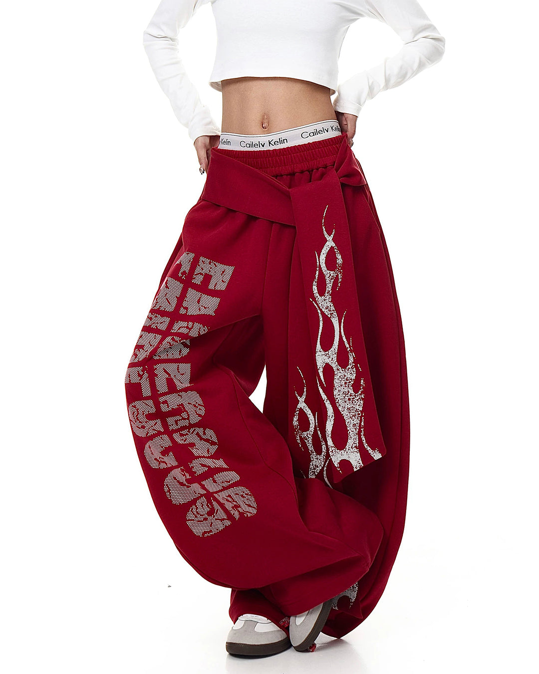 FLAME LETTER LACE-UP CURVED SWEATPANTS - RED
