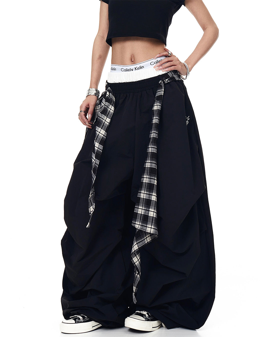 PLAID APRON LAYERED PARACHUTE PANTS - BLACK