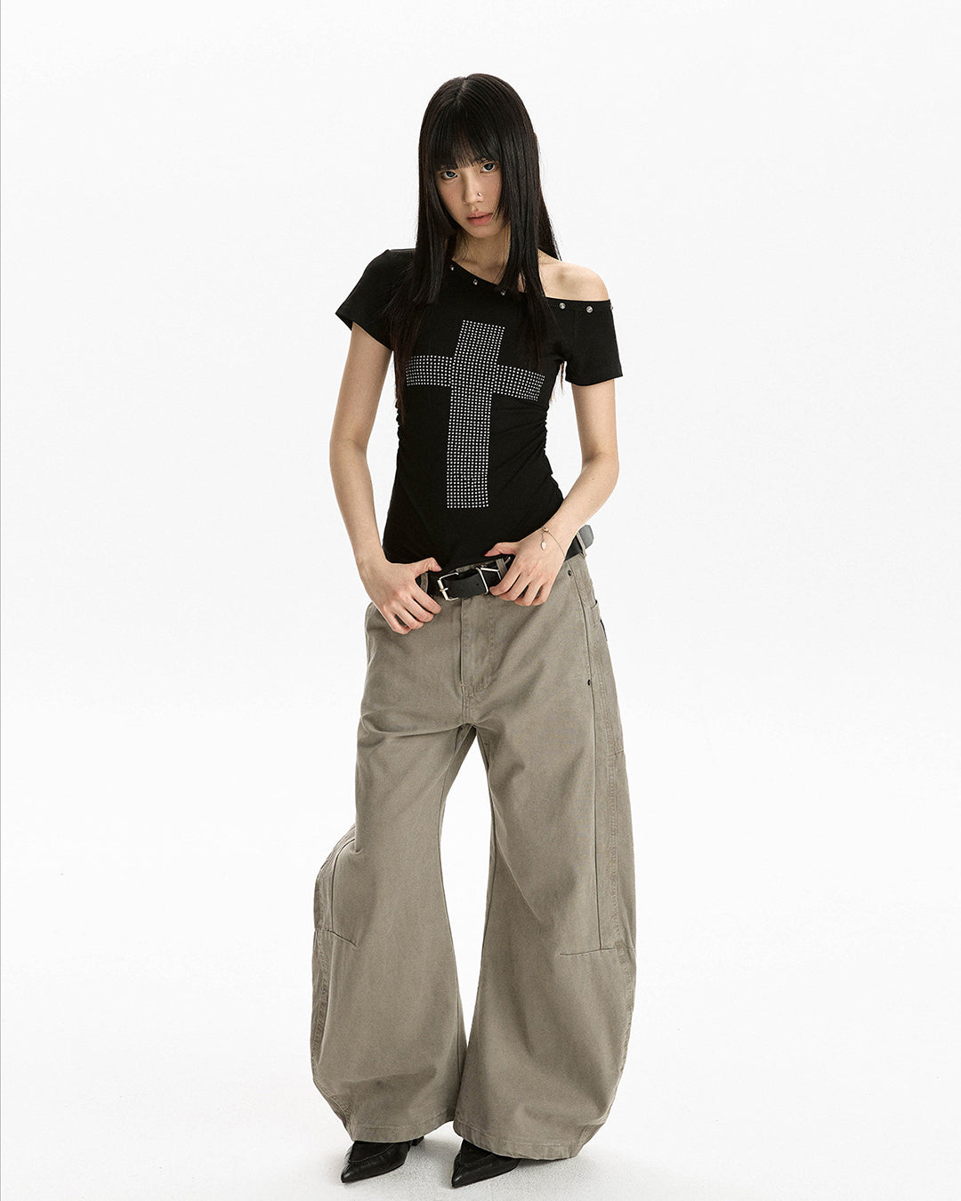 CROSS RHINESTONE ASYMMETRIC T-SHIRTS - BLACK