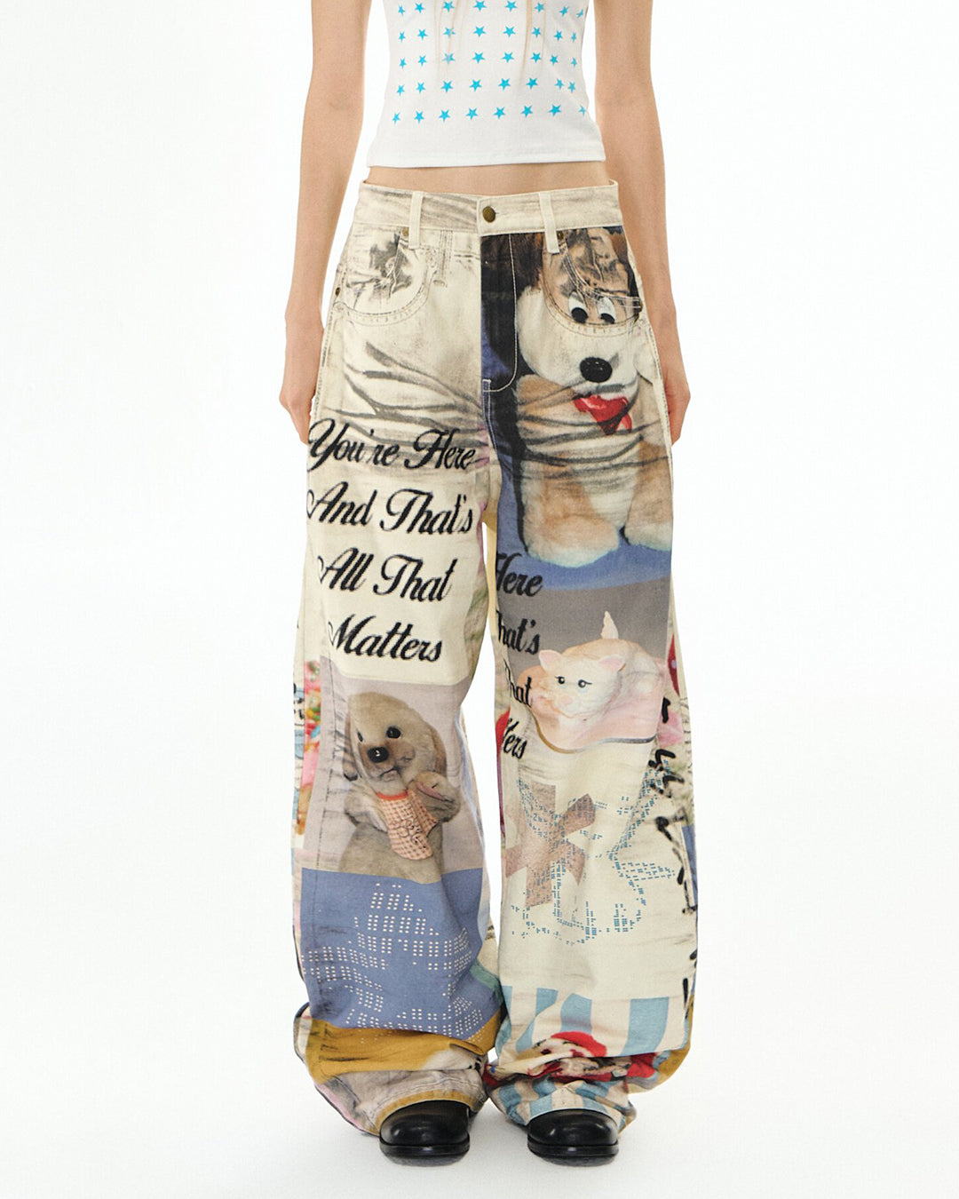 PLUSH PUPPY PRINT DENIM JEANS - OFF WHITE