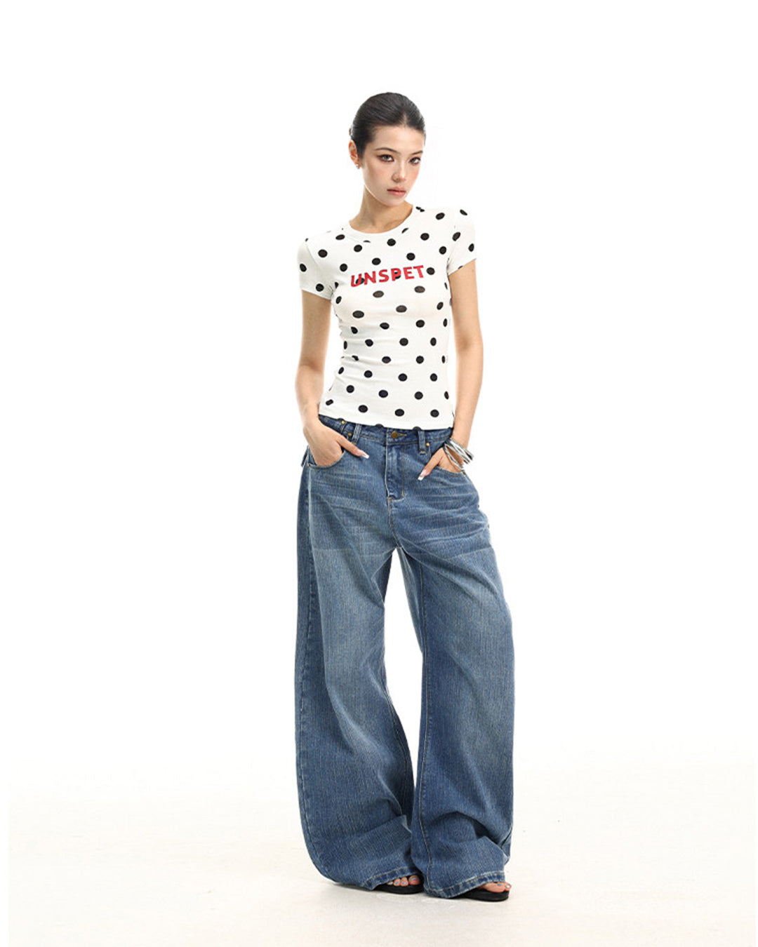 ALL-OVER POLKA DOT LETTER PRINT T-SHIRTS - WHITE