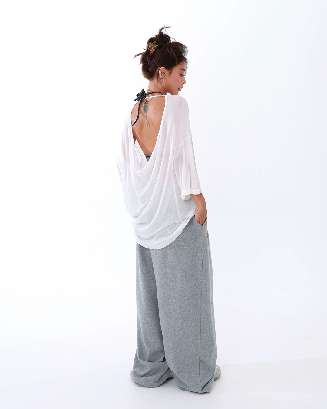 BACK POCKET HEART DETAIL SWEATPANTS - GRAY