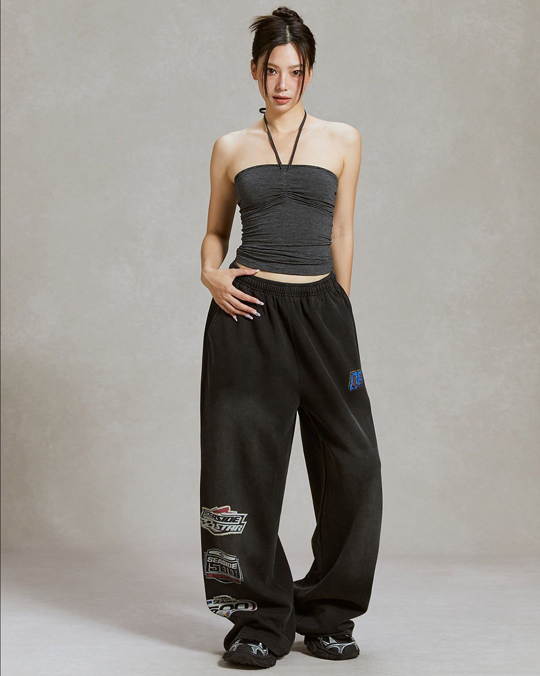 DISTRESSED WASHED AMERICAN PRINT SWEATPANTS - BLACK