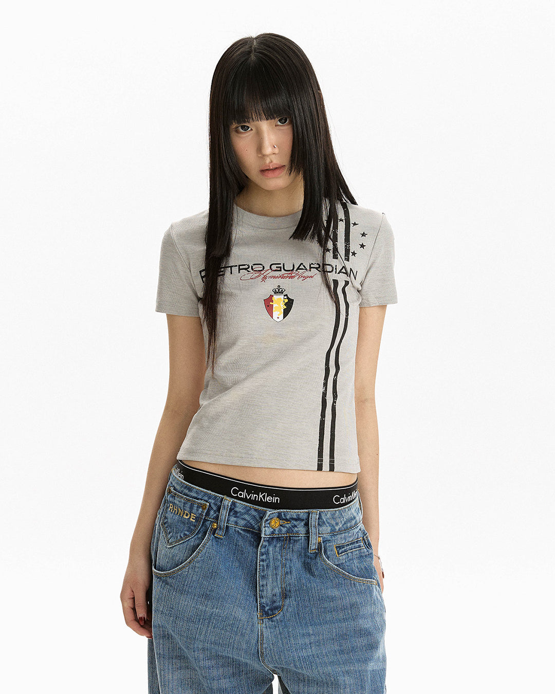 BADGE DOUBLE STRIPE GRAPHIC T-SHIRTS - GREY