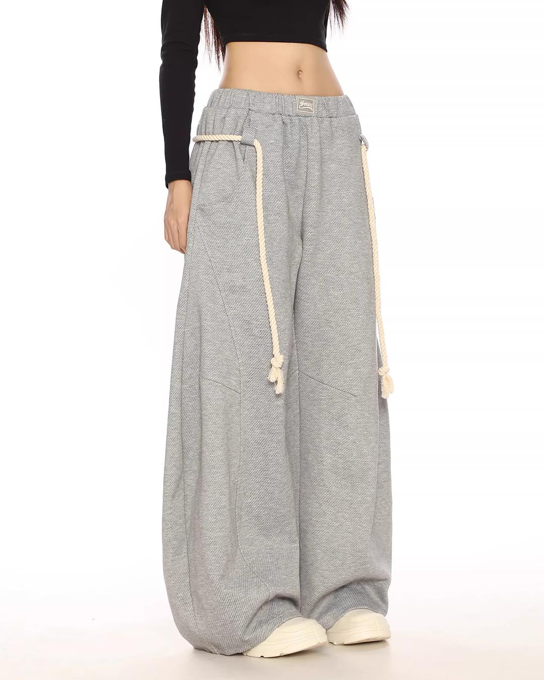 CASUAL SABER LEG SWEATPANTS