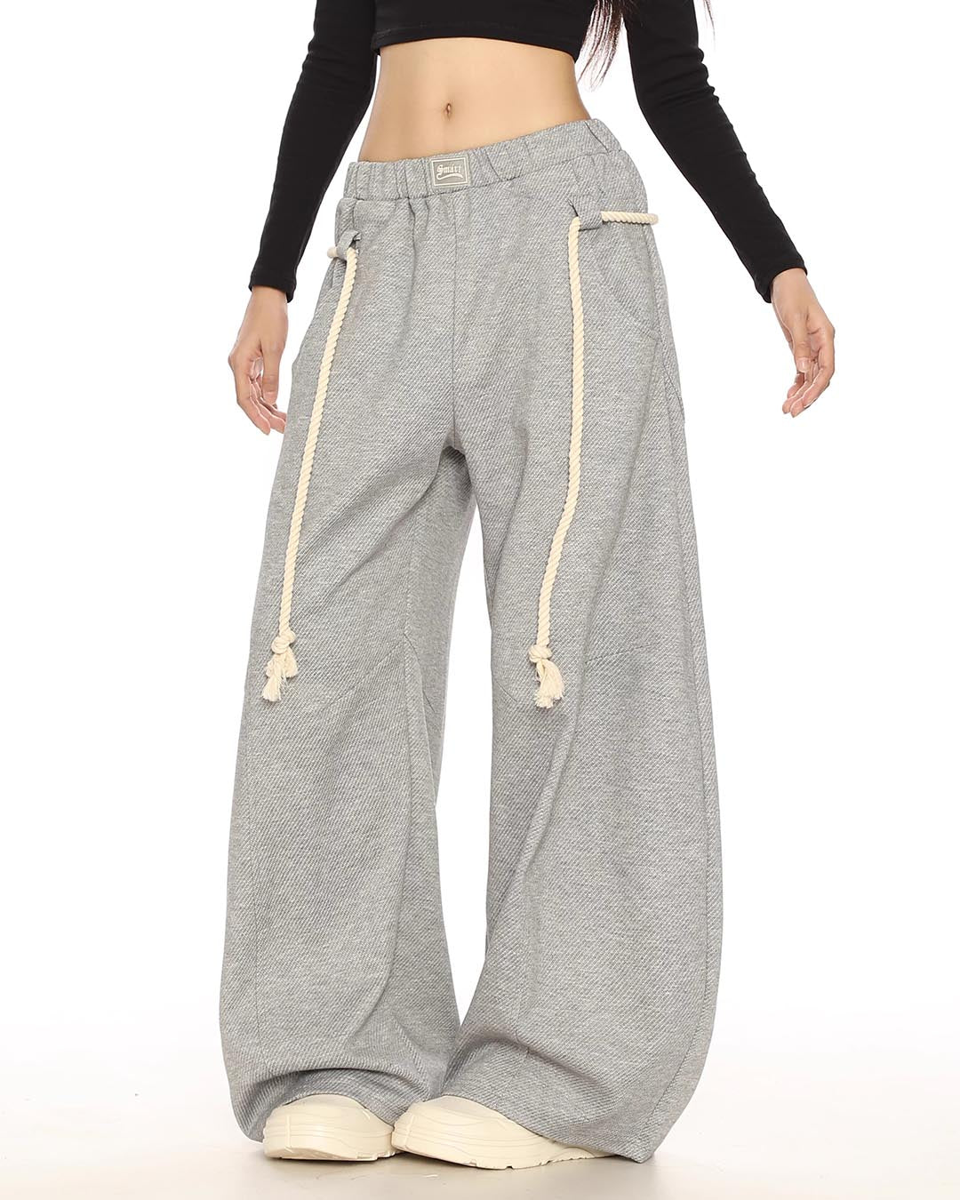 CASUAL SABER LEG SWEATPANTS