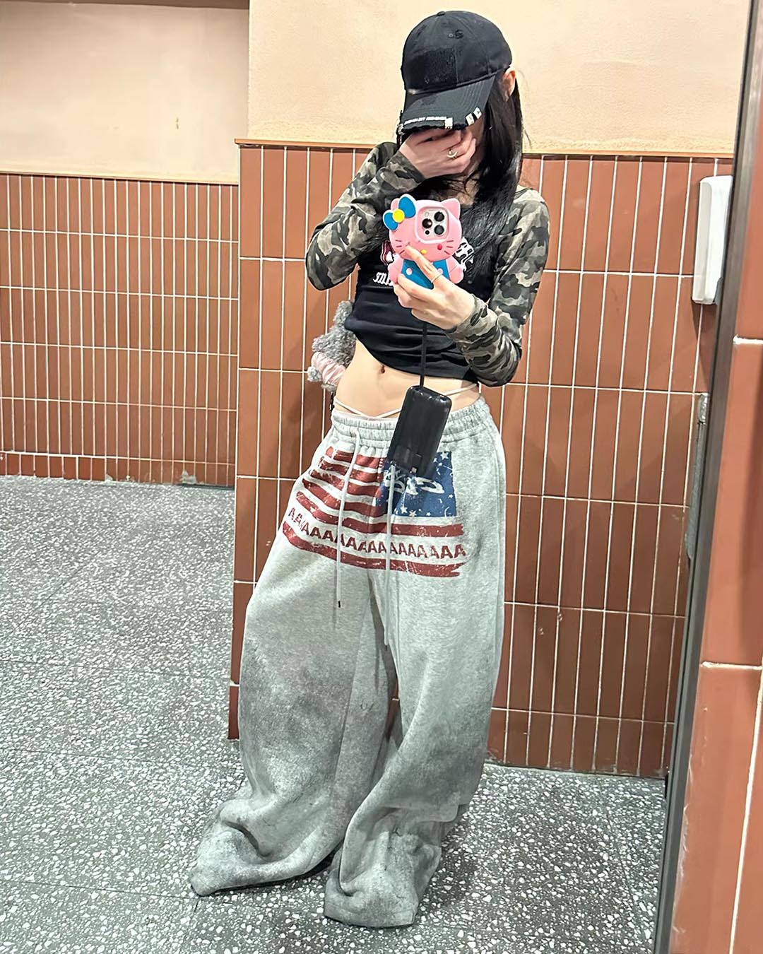Y2K STAR-SPANGLED LOGO WIDE-LEG SWEATPANTS - GREY